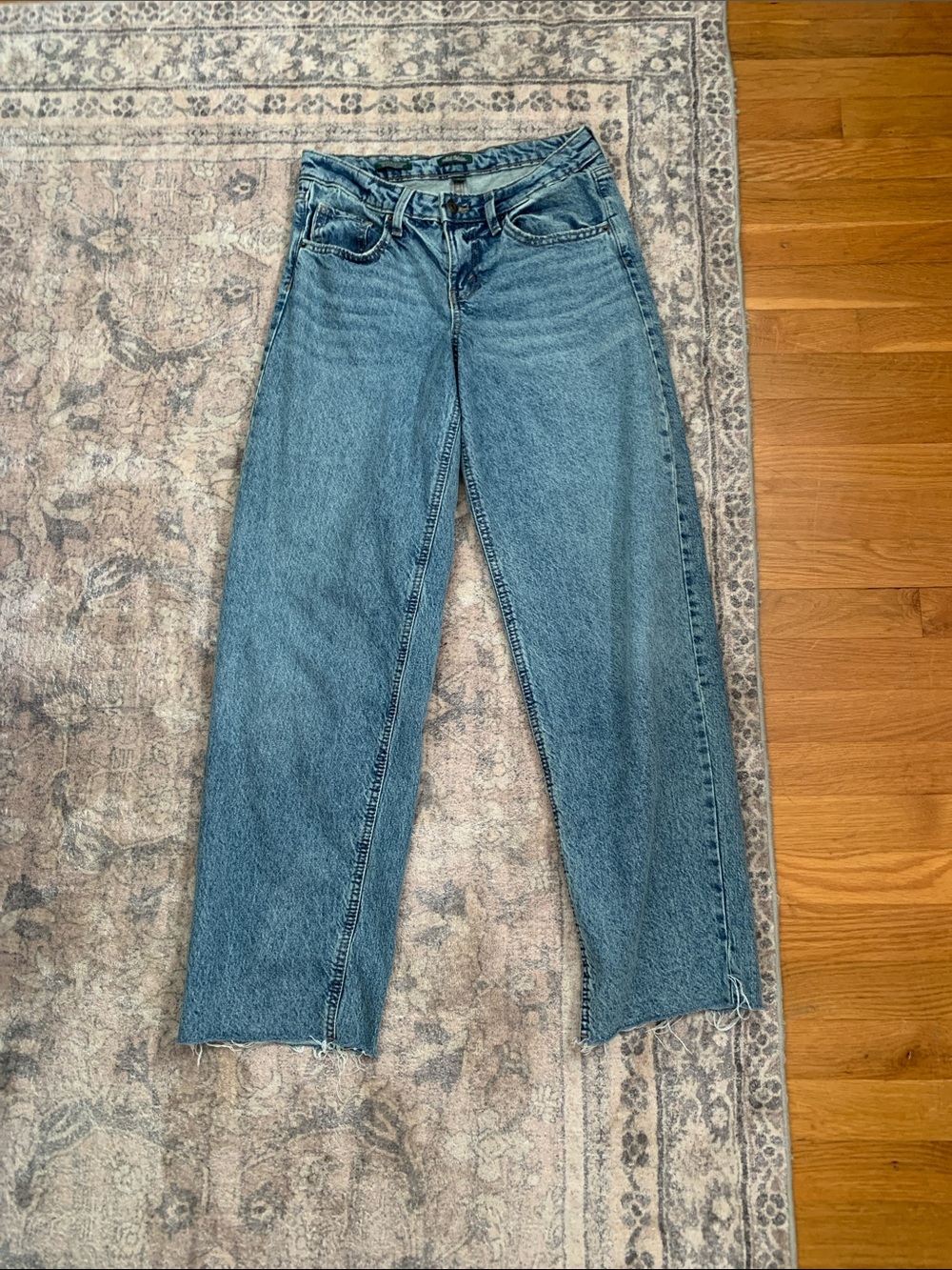 Low rise dark wash jeans